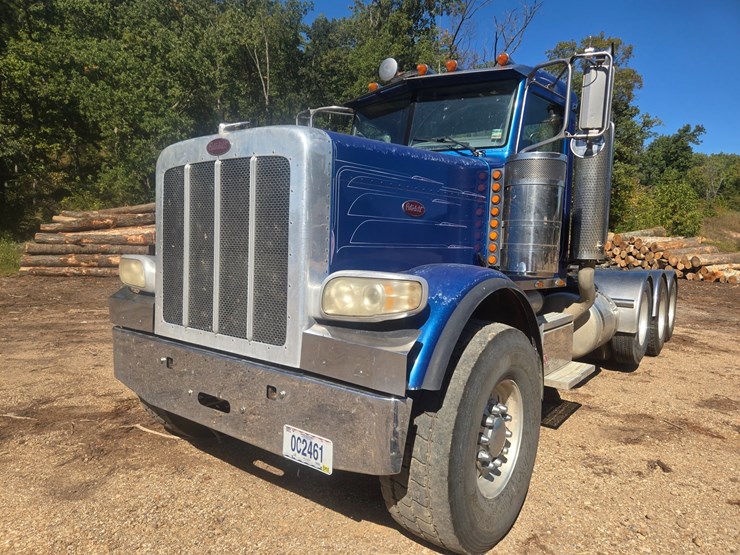 2008-peterbilt-388-image-1