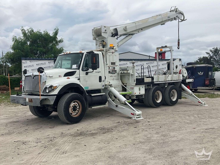 2011-international-workstar-7400-image-1