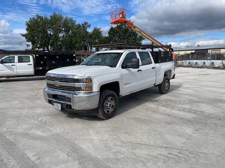 2016-chevrolet-2500-image-1