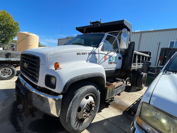 2002-chevrolet-6500-image-7