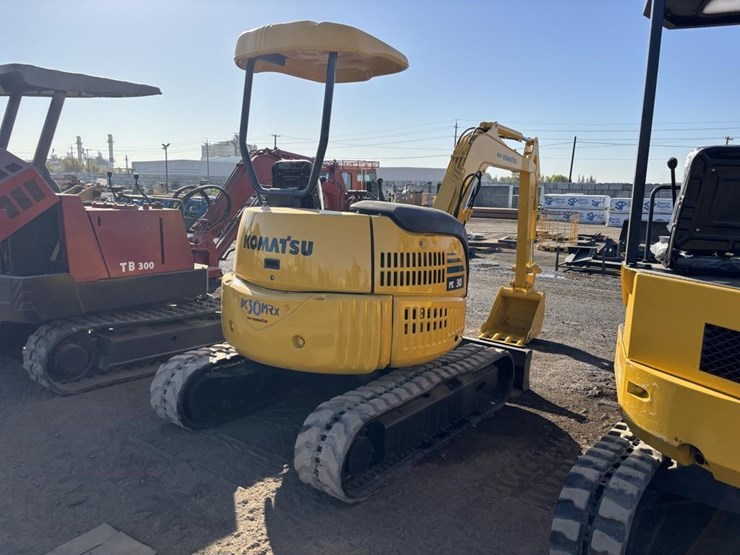 komatsu-pc30mr-1-image-3