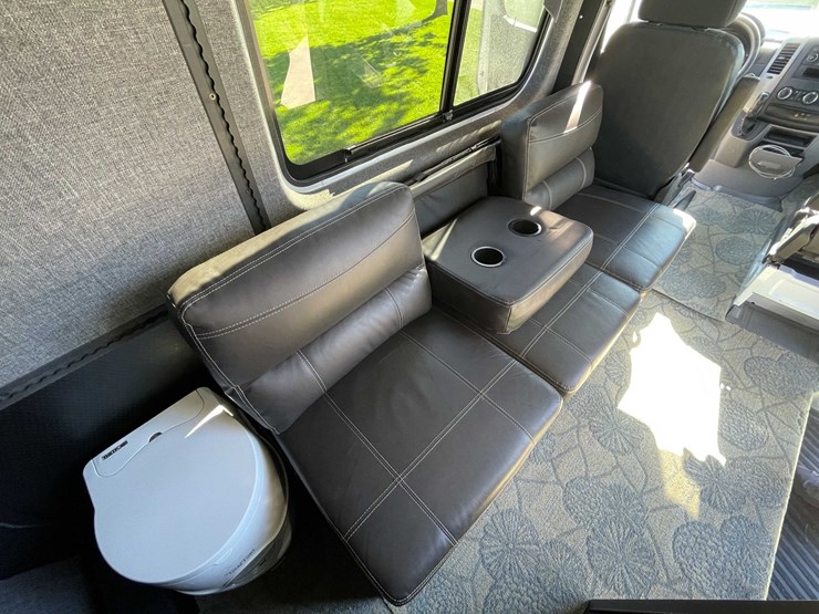 #525-•-2012-mercedes-benz-sprinter-(title-in-delay)-(green-bay,-wi)-image-83