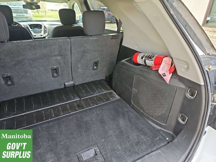 2013-chevrolet-equinox-image-26