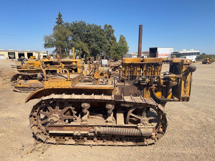 caterpillar-30-image-2