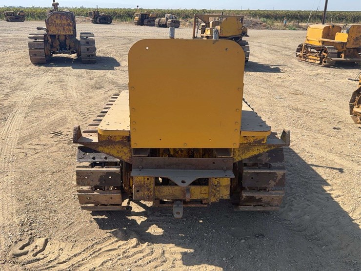 caterpillar-10-image-4