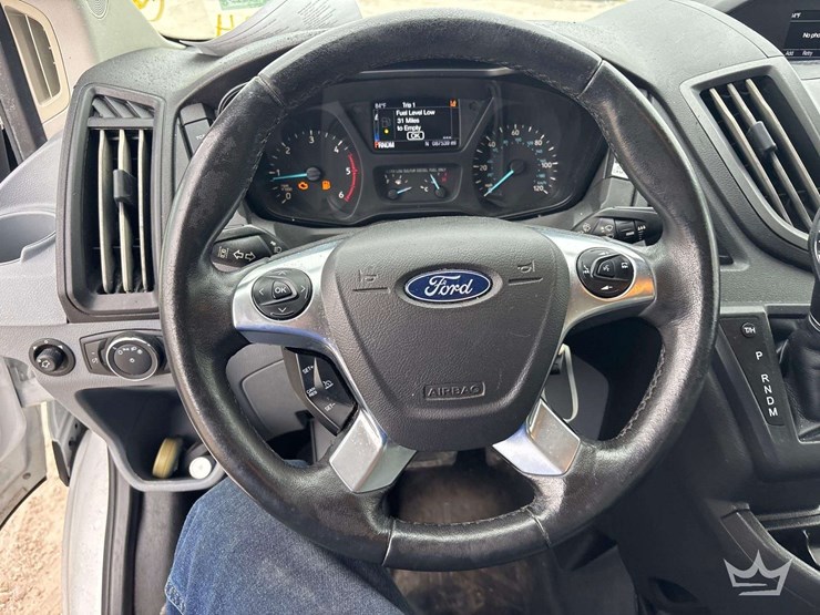 2019-ford-transit-image-8