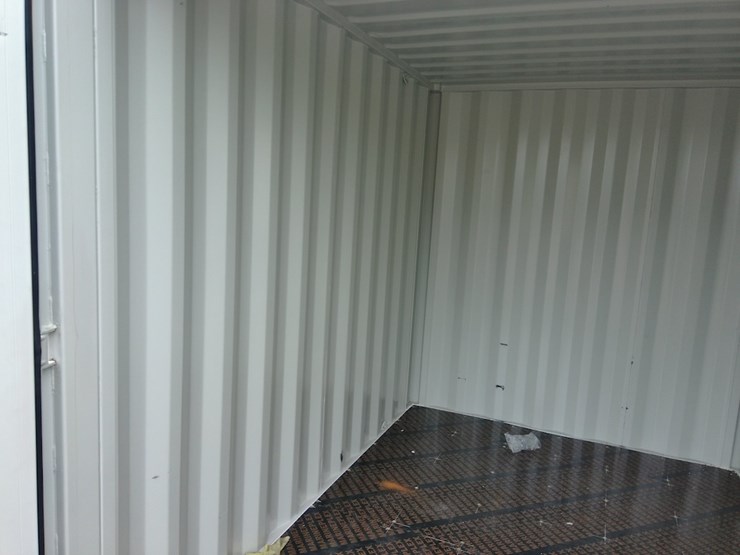 88"x122"x98"-shipping-container-image-8