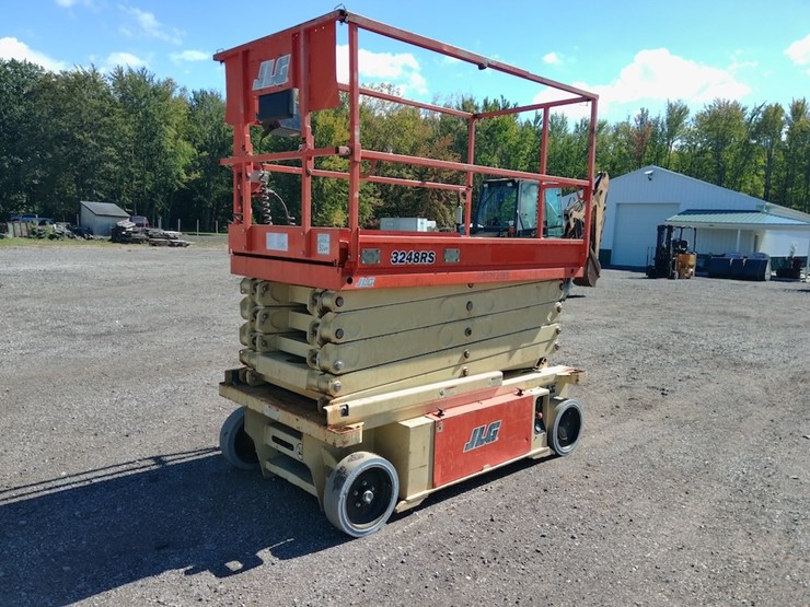 2016-jlg-3248rs-image-1