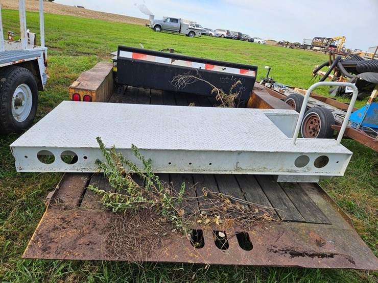 #2128-•-altec-truck-deck-image-2