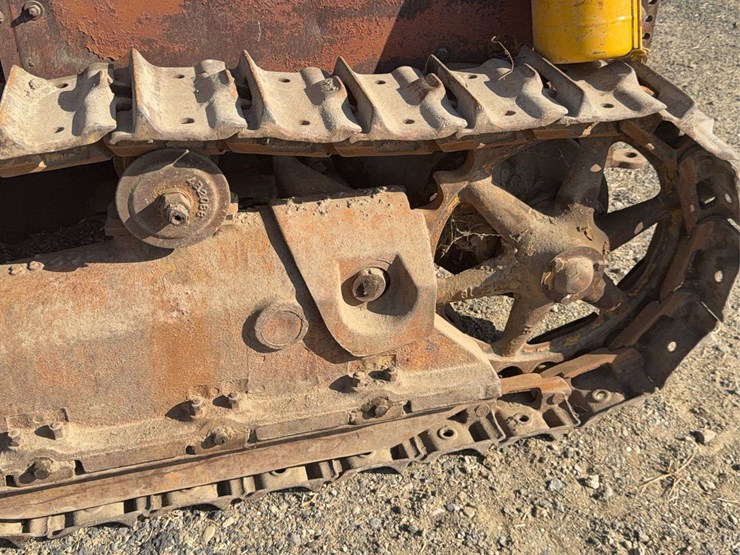 caterpillar-2-ton-image-8