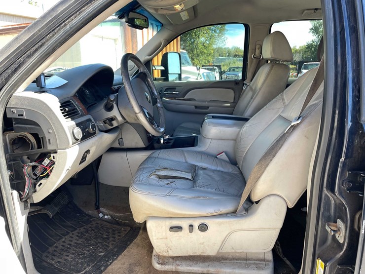 2007-chevrolet-2500-image-43