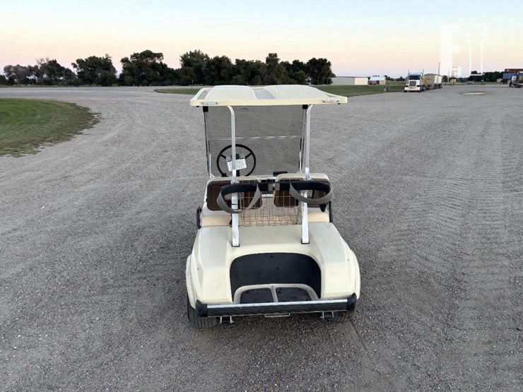 club-car-golf-cart,-brand-new-deka-batteries!-9181-image-6