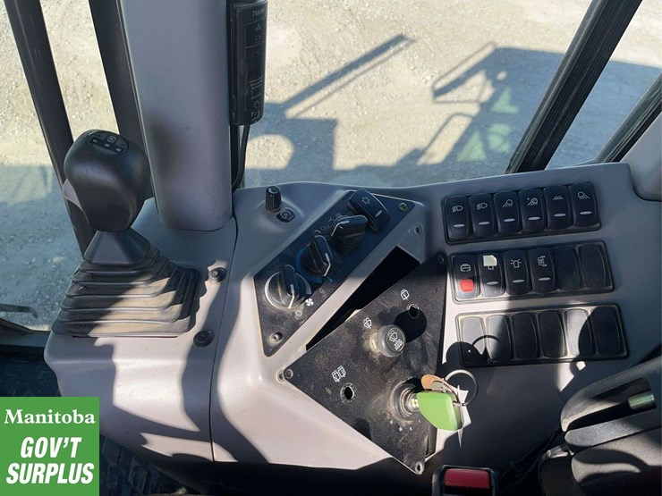 volvo-g946b-image-17
