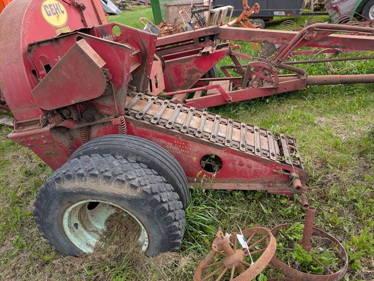#4050-•-gehl-forage-harvester-image-30