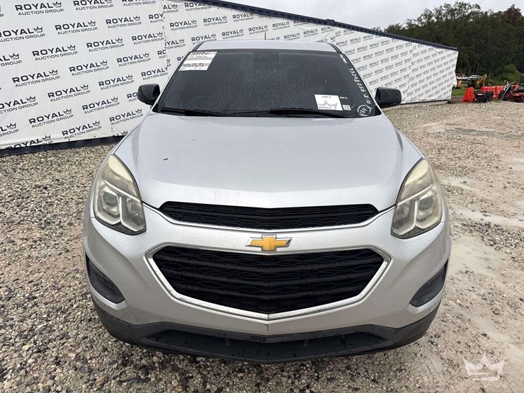 2017-chevrolet-equinox-image-31