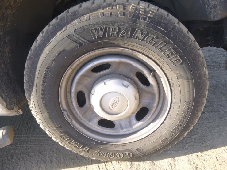 2015-ford-f250-image-26