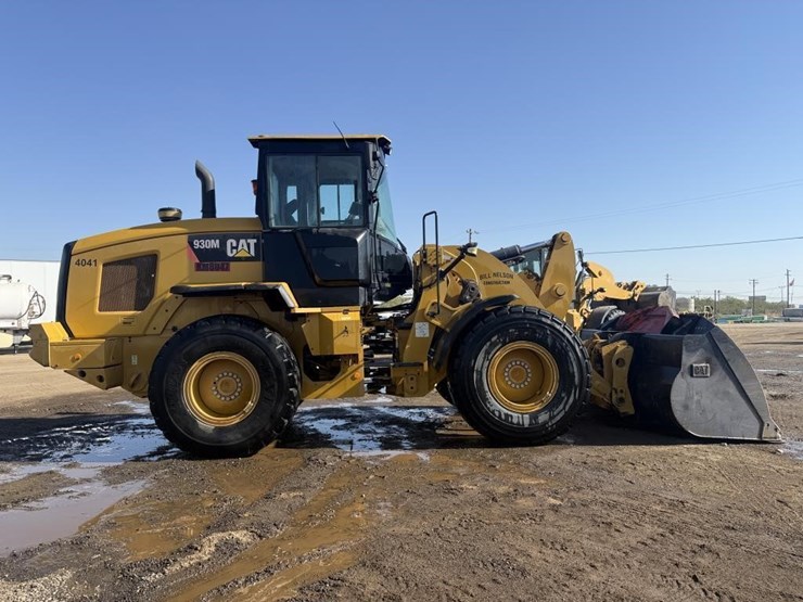 2018-caterpillar-930m-image-6