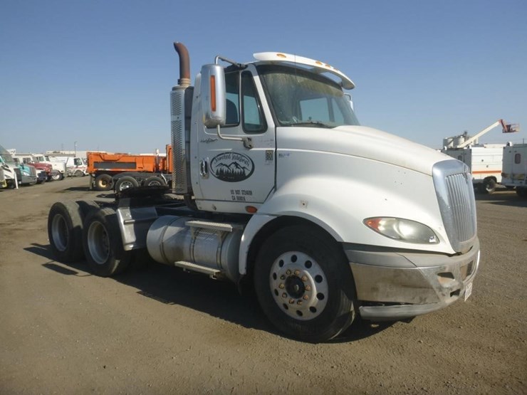 2012-international-prostar-image-2