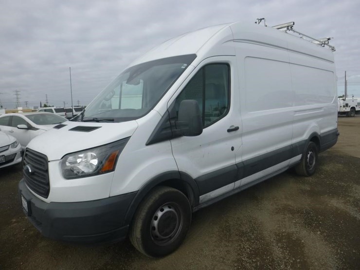 2018-ford-transit-image-2