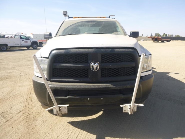 2015-dodge-2500-image-29