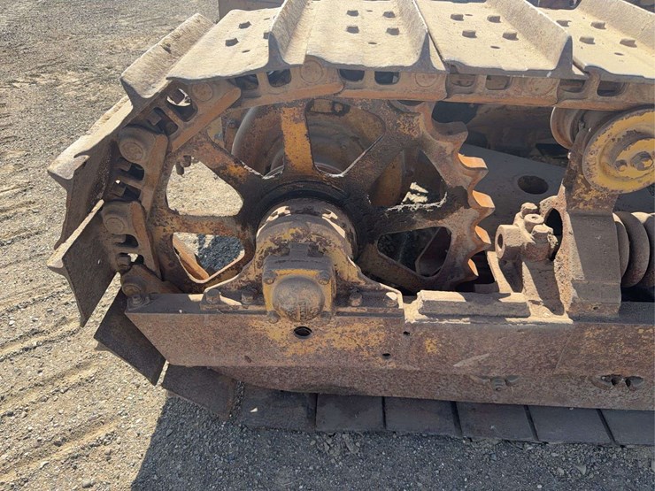 caterpillar-30-image-19