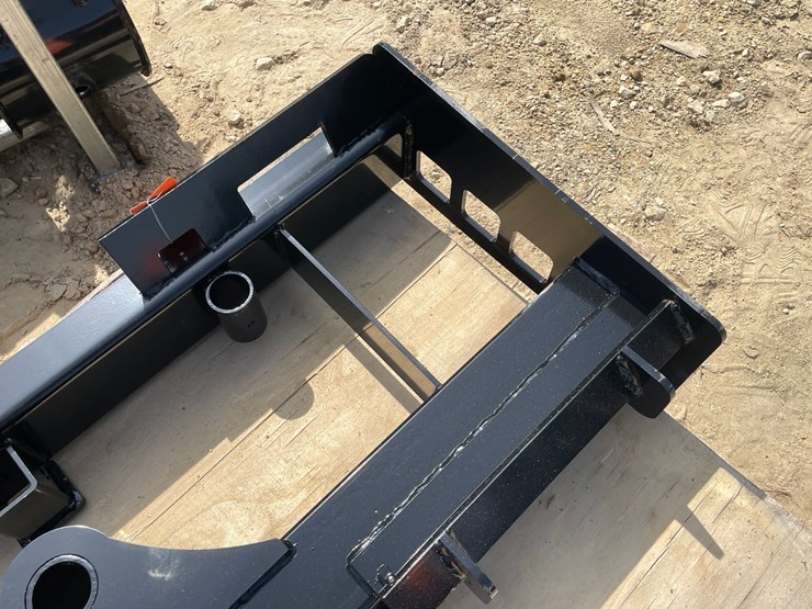 #2030-•-wolverine-skid-steer-pallet-fork-frame-attachment-image-7