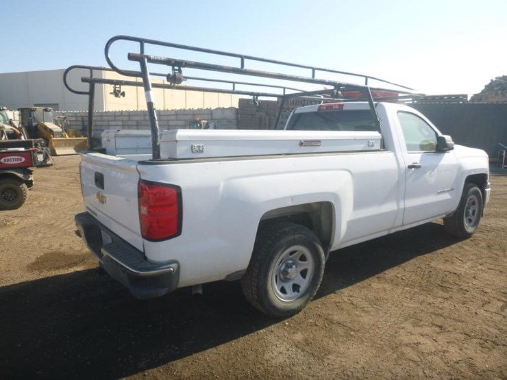 2015-chevrolet-1500-image-4