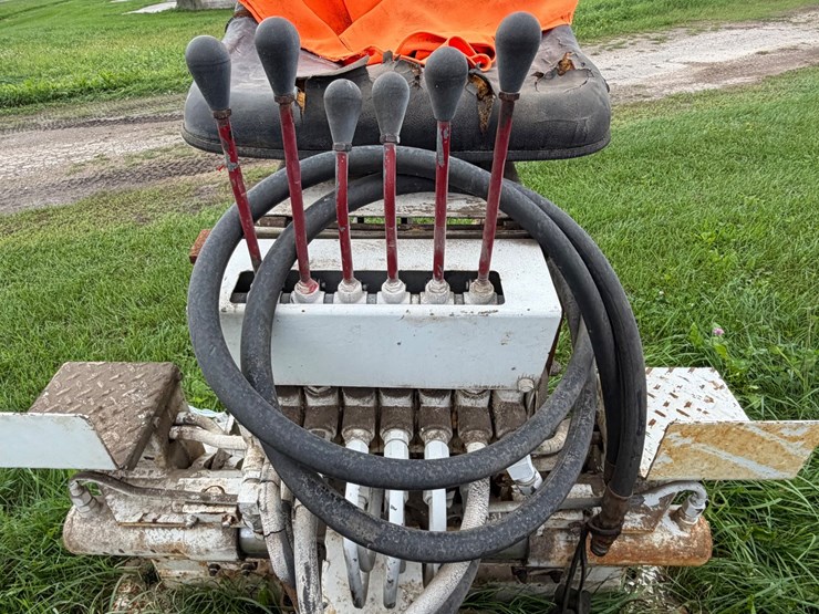 bobcat-700-image-4
