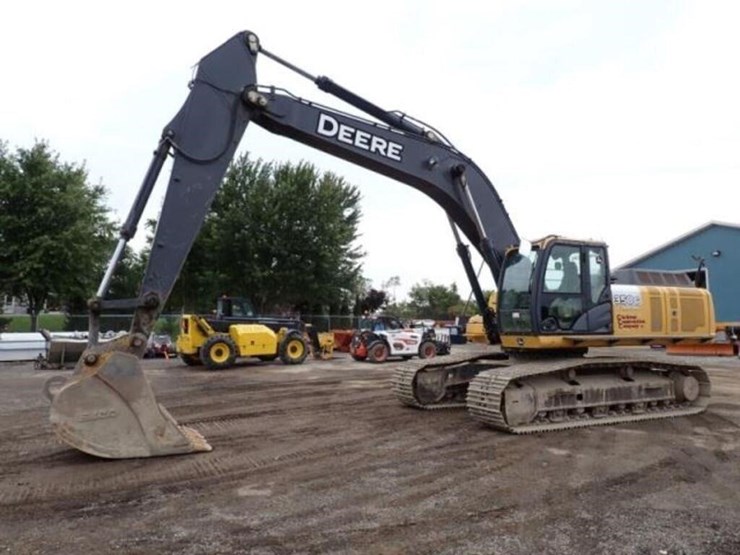 2012-deere-350g-lc-image-1