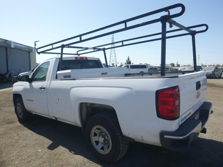 2016-chevrolet-1500-image-4