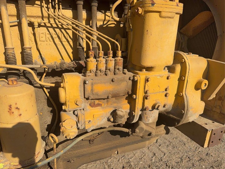 caterpillar-d7-image-30
