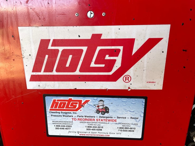 #1847-•-hotsy-cold-water-pressure-washer-and-hose-reel-image-6