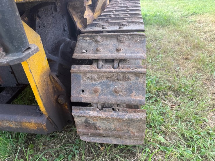 john-deere-350-image-29