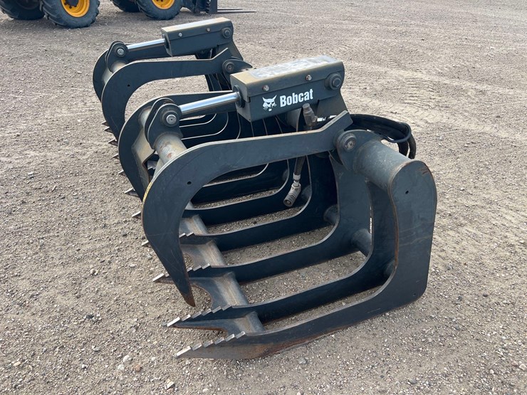 2020-bobcat-root-grapple-image-1