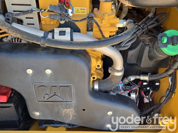 2017-caterpillar-279d-image-46
