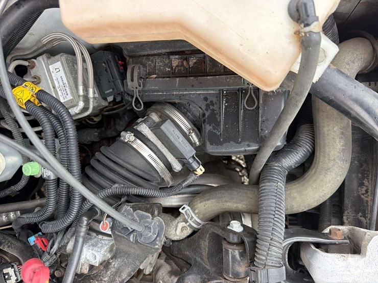 2004-chevrolet-venture-image-10