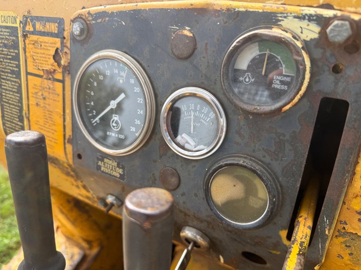 john-deere-350-image-33