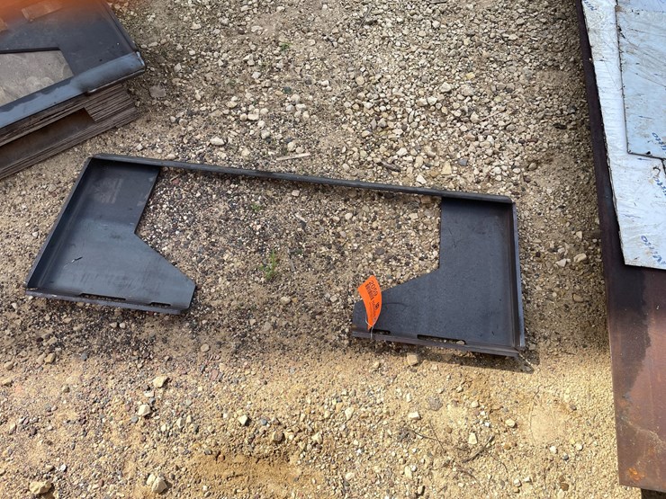 #2059-•-ecotric-skid-steer-quick-tach-mount-plate-image-2