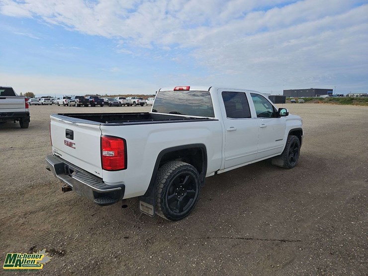 2017-gmc-sierra-1500-image-4