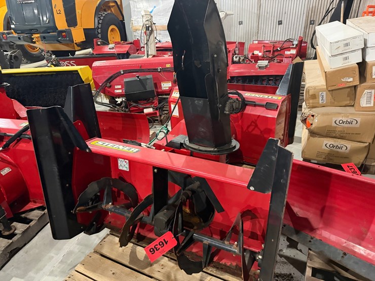 #1636-•-steiner-ventrac-snowblower-attachment-image-1