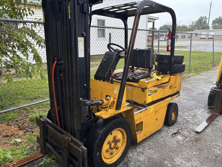 caterpillar-v50b-image-1