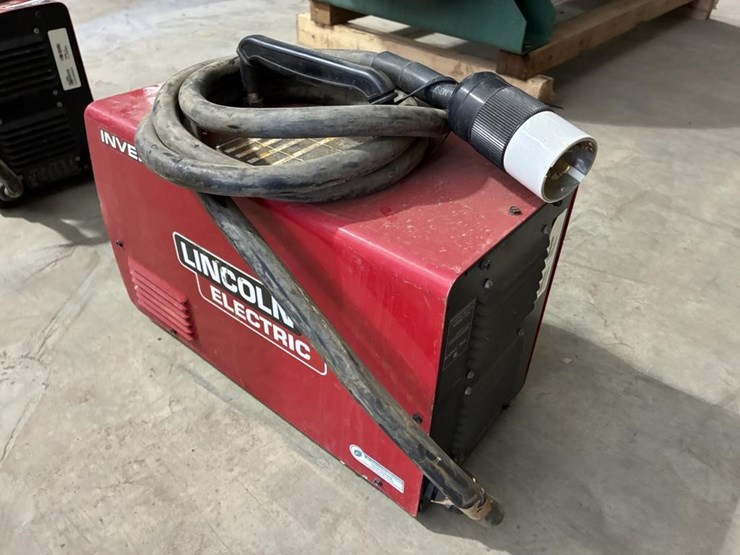 lincoln-electric-v276-inverter-welder-image-4