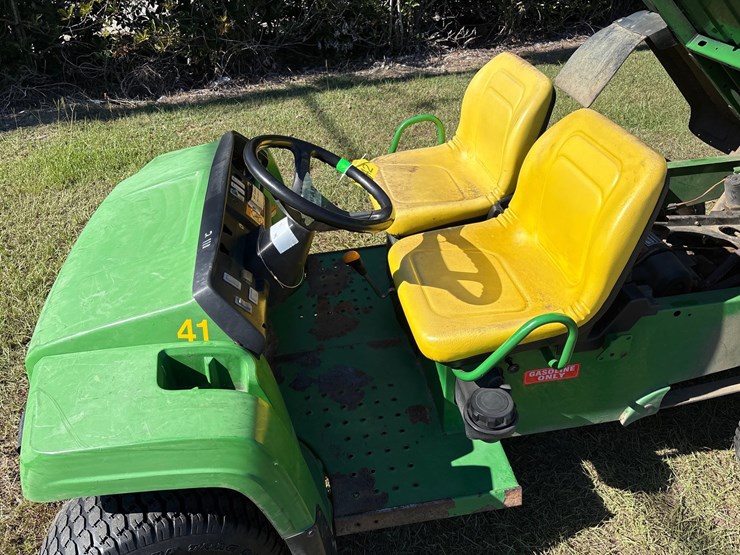 john-deere-gator-image-3