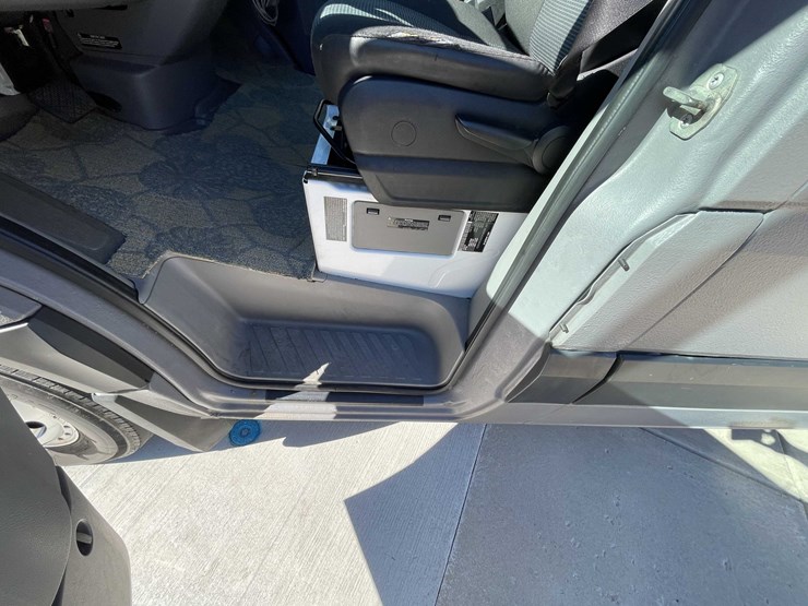 #525-•-2012-mercedes-benz-sprinter-(title-in-delay)-(green-bay,-wi)-image-50