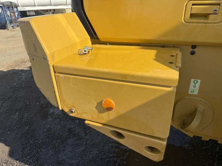 2018-caterpillar-930m-image-29