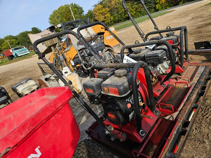 #2138-•-wen-construction-zone-plate-compactor-image-3