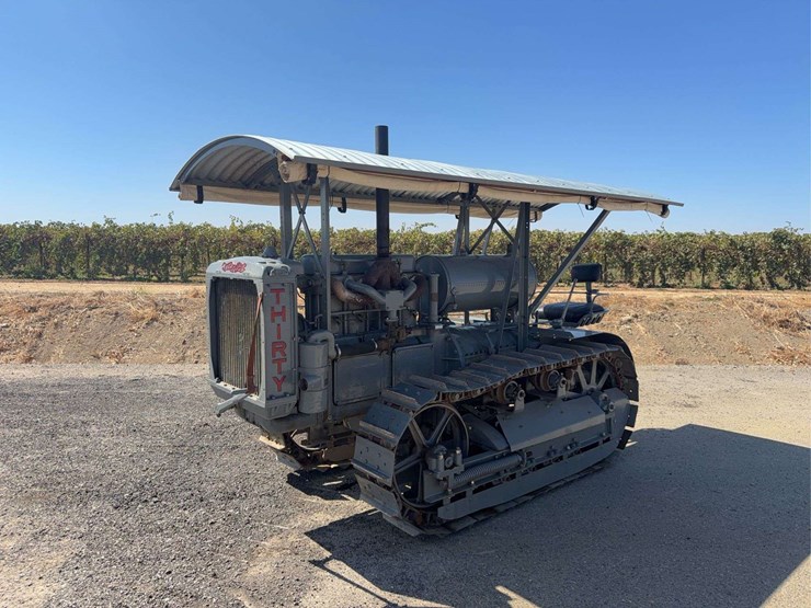 caterpillar-thirty-with-canopy-image-1