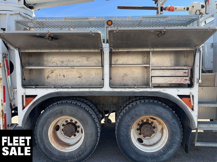 2011-international-workstar-7400-image-24