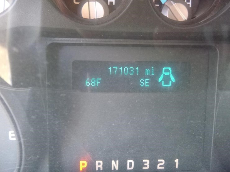 2015-ford-f550-image-19