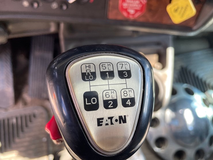 2005-kenworth-t800-image-92